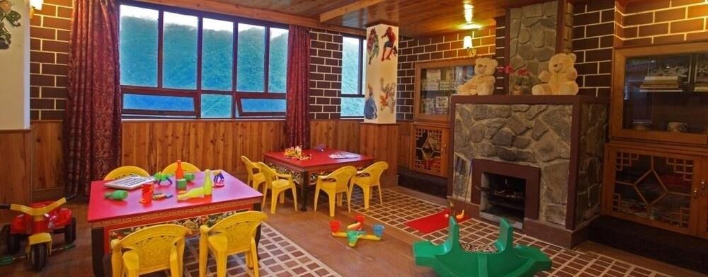 Отель Club Mahindra Гангток Экстерьер фото